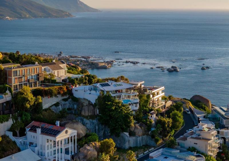 6 Bedroom Property for Sale in Bantry Bay Western Cape